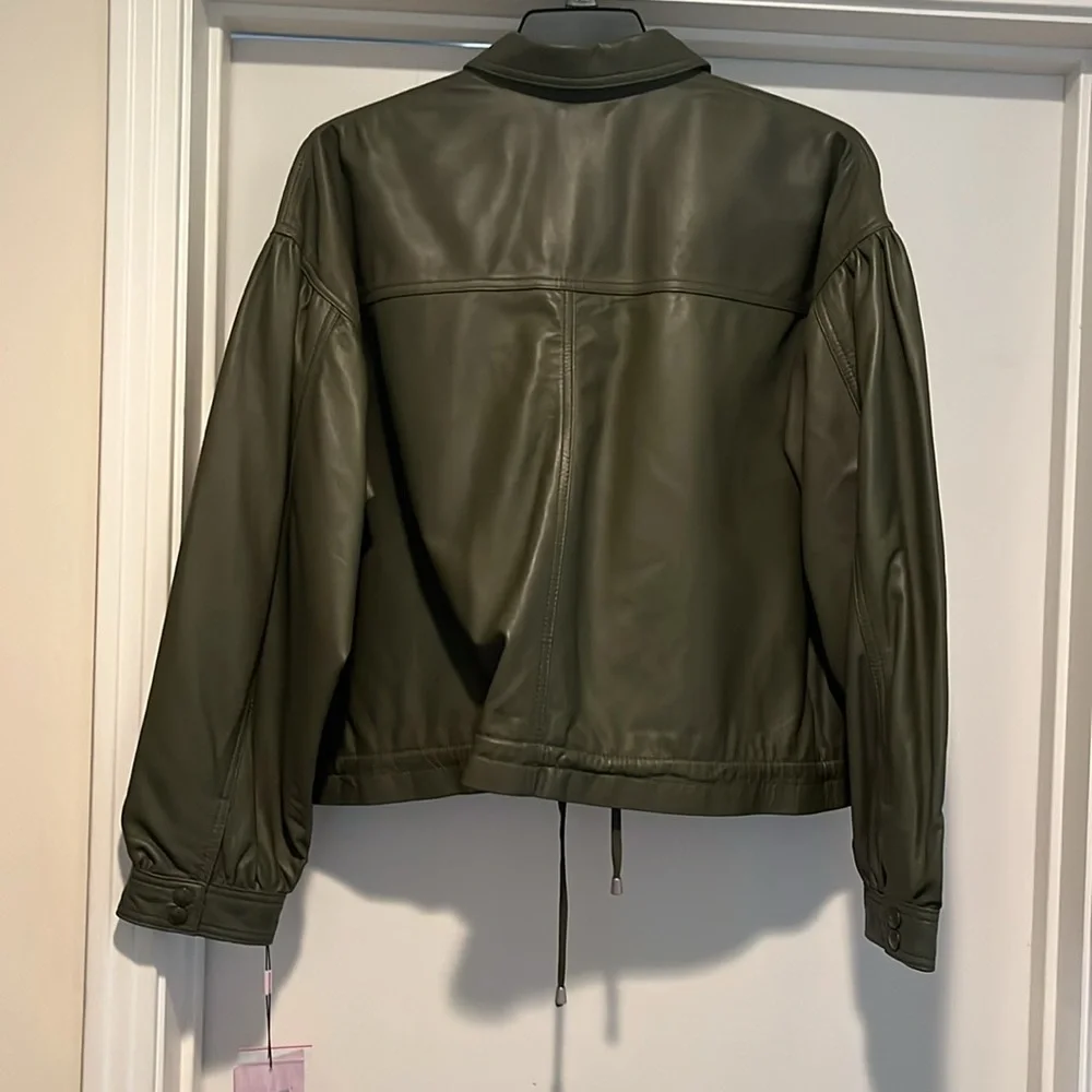 Avec le fils butter soft feminine leather jacket- color is olive drab.  NWT - Picture 2 of 7